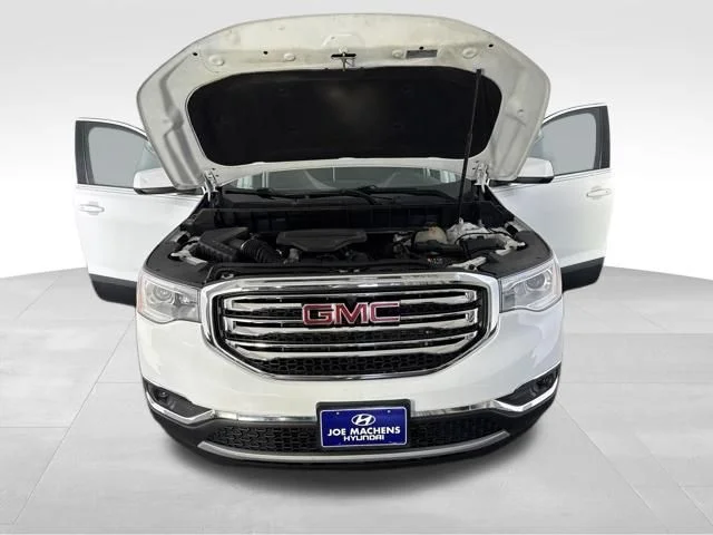 Used 2019 White GMC SLE-2 image 11