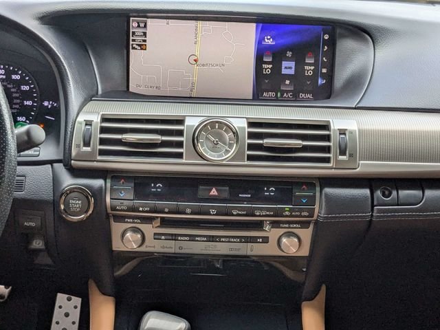 Used 2016 White Lexus 460 image 16