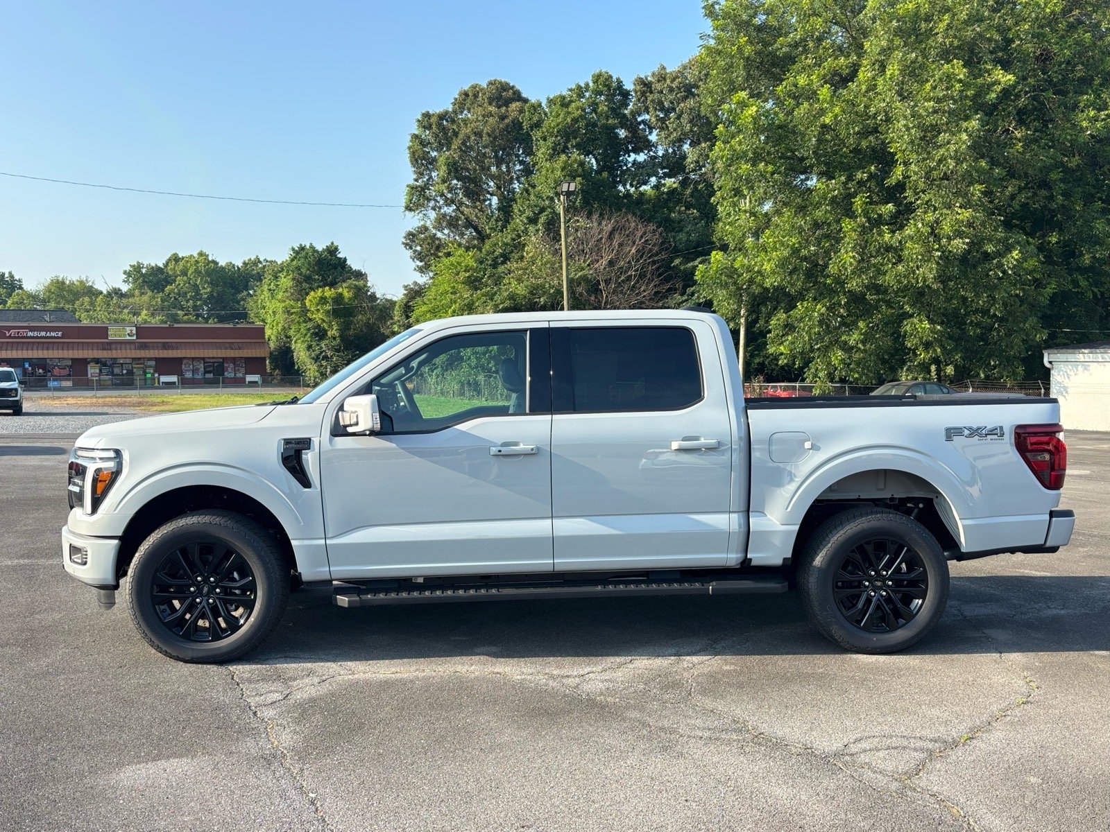 New 2026 Avalanche Ford Lariat® image 4