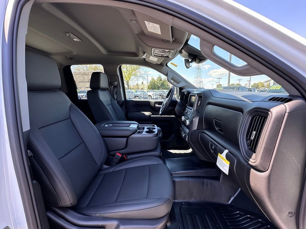 New 2026 Summit White GMC Pro image 11