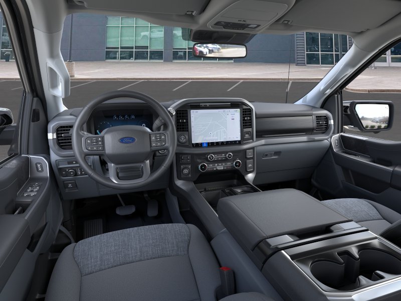 2025 Ford F-150 XLT - Photo 9