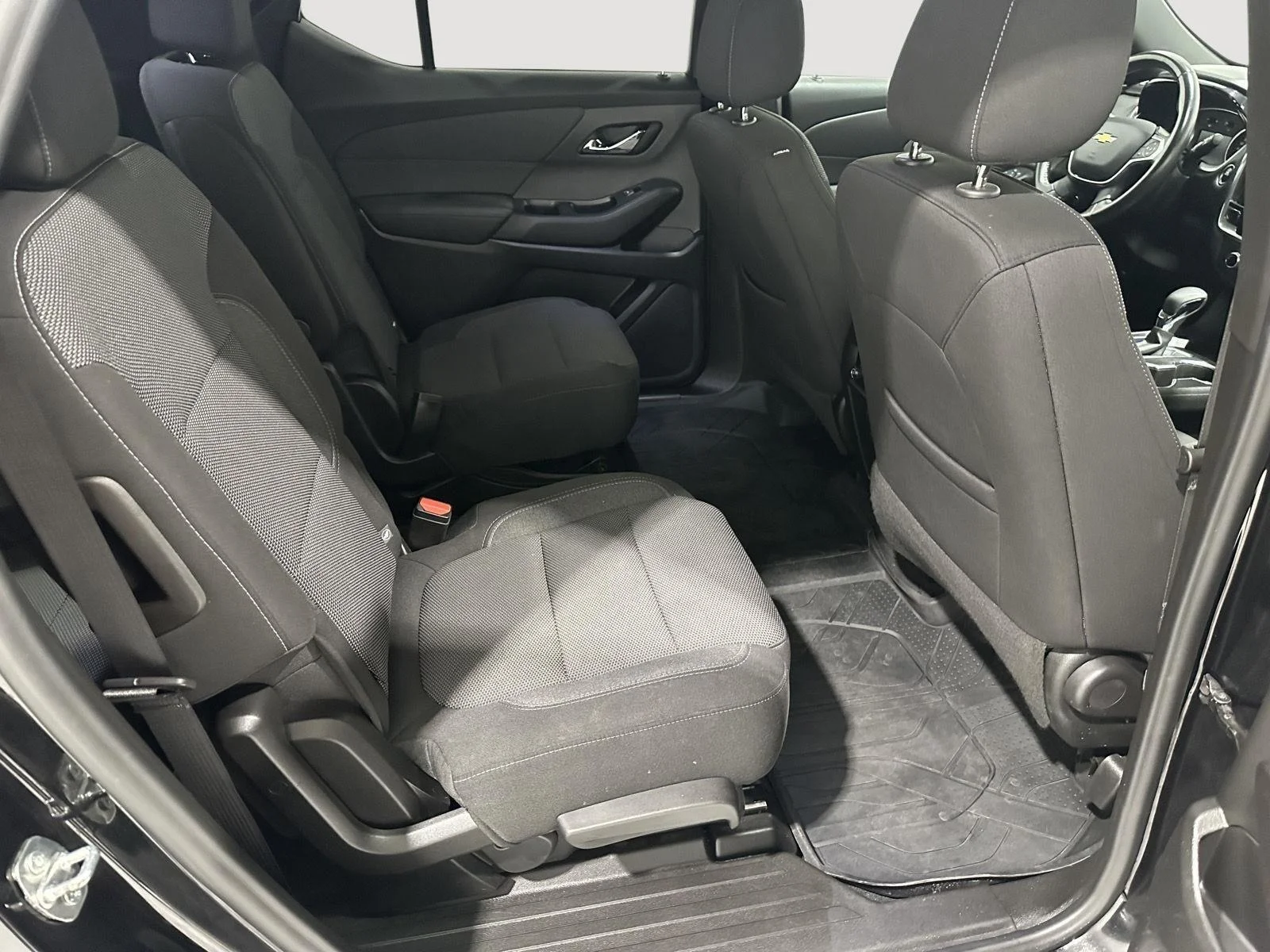 Used 2022 Mosaic Black Metallic Chevrolet LT Cloth image 23