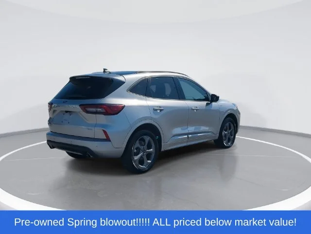 Used 2023 Silver Ford ST-Line image 8