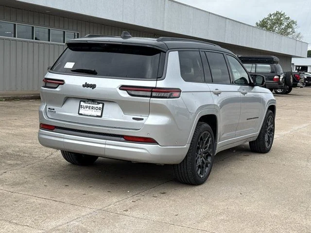 New 2026 Silver Zynith Exterior Paint Jeep Summit image 3