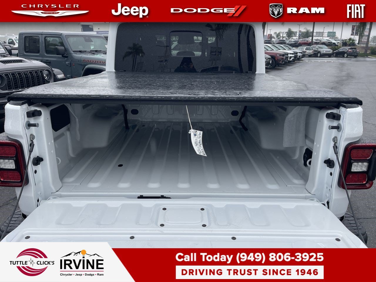 New 2026 Bright White Clearcoat Jeep Rubicon X image 27