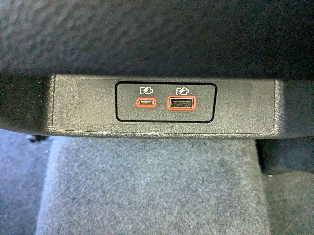 2025 Nissan Altima SR - Photo 14