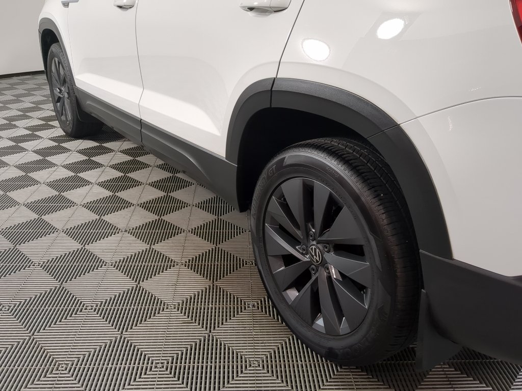 Used 2022 Pure White Volkswagen S image 7