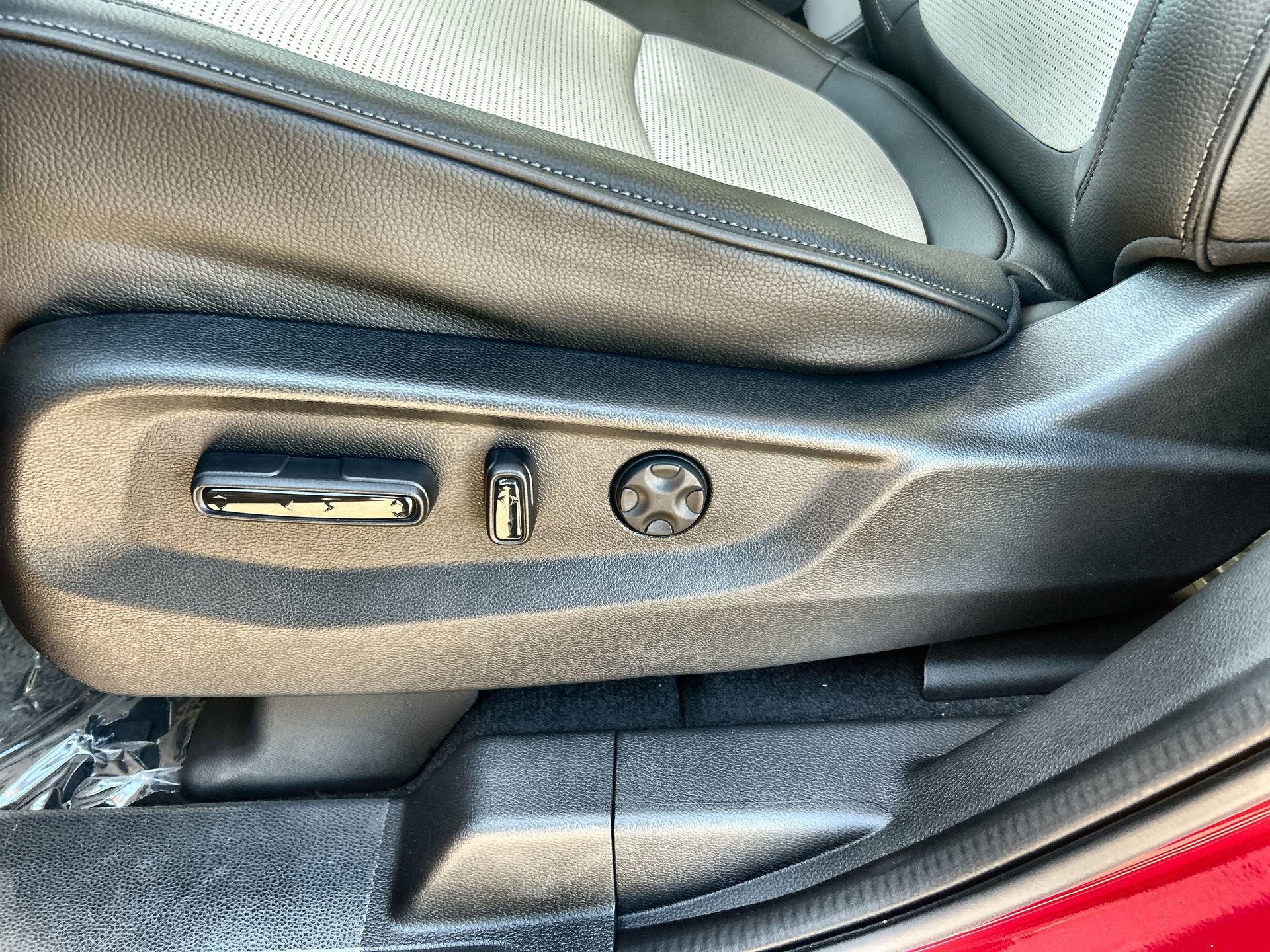 2026 Honda Odyssey Elite - Photo 14