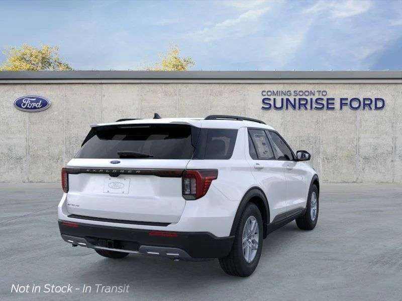 New 2026 Star White Metallic Tri-Coat Ford Active image 8