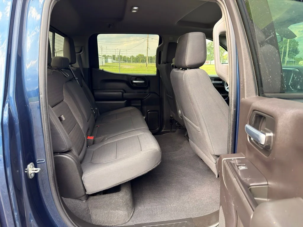Used 2020 Blue Chevrolet LT image 23
