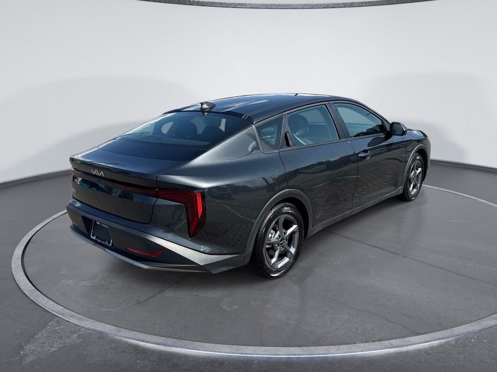 Used 2026 Gray Kia LXS image 7
