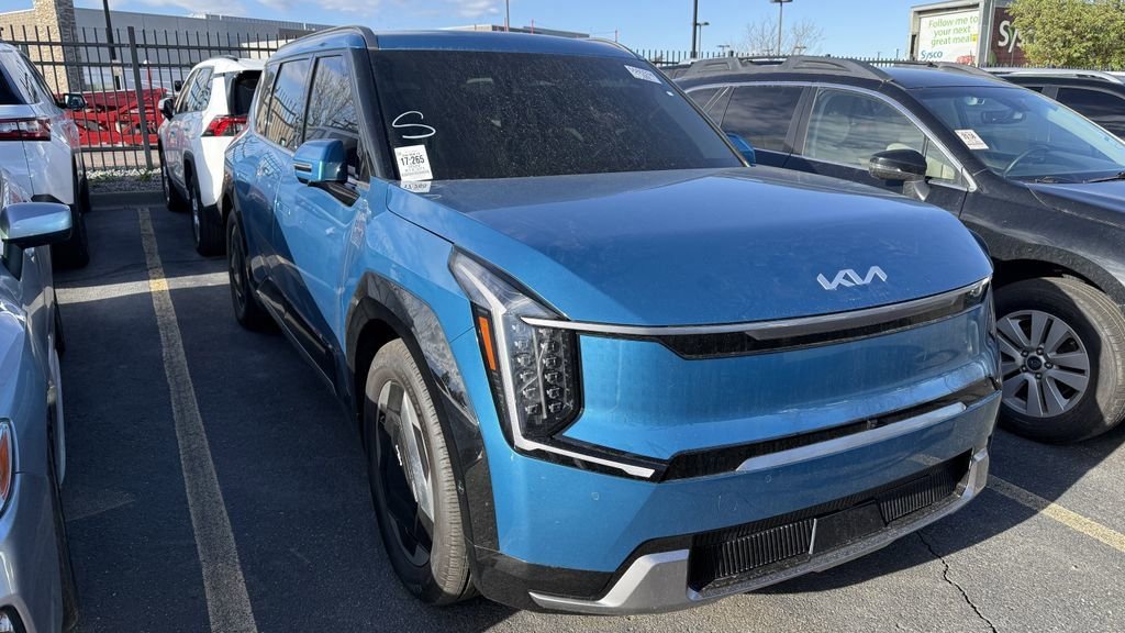 2024 Kia EV9 Land AWD's photo