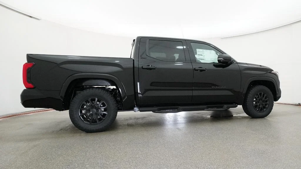 New 2026 Midnight Black Metallic Toyota SR5 image 15