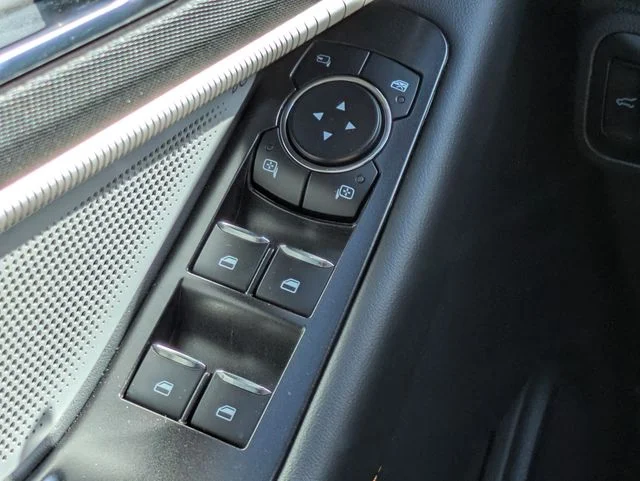 New 2026 Agate Black Metallic Ford Tremor® image 25