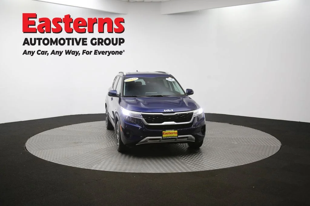 Used 2022 Blue Kia EX image 52