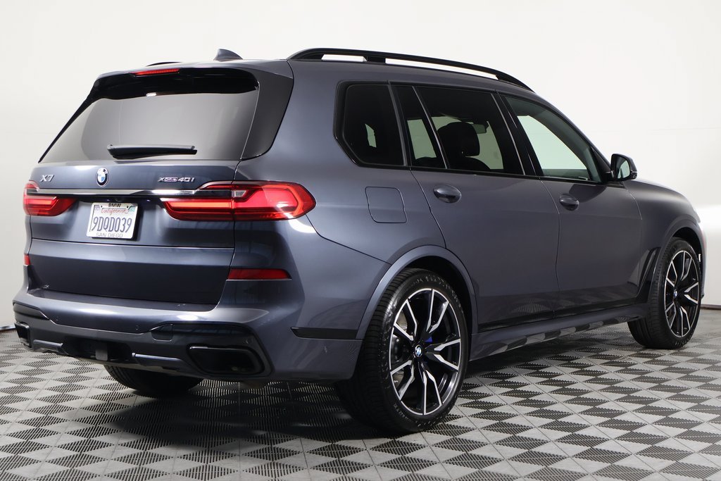 Certified Used 2022 Arctic Grey Metallic BMW xDrive40i image 4