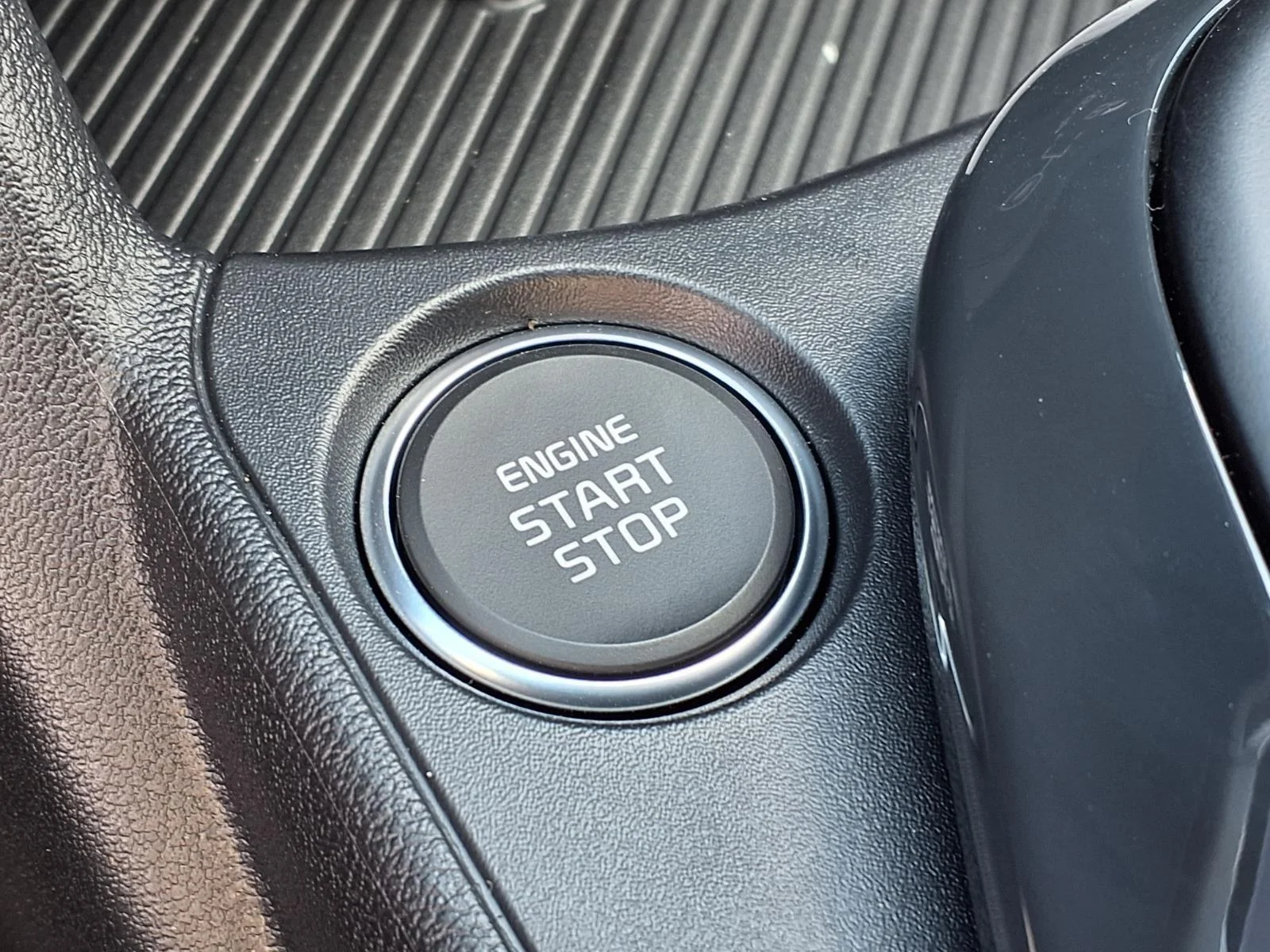 New 2026 Aurora Black Pearl Kia GT-Line Turbo image 9