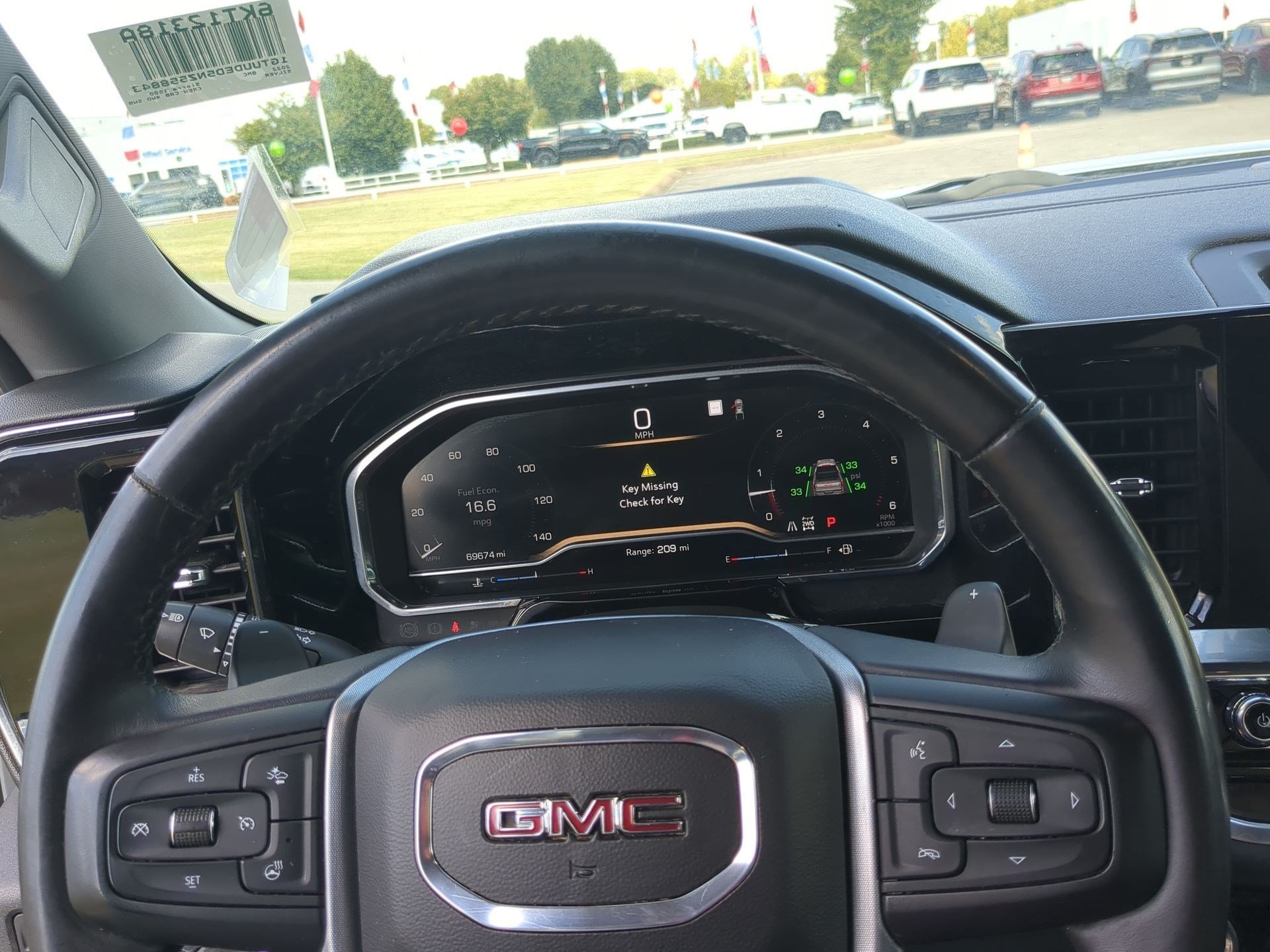 Used 2022 QUICKSILVER METALLIC GMC SLT image 15