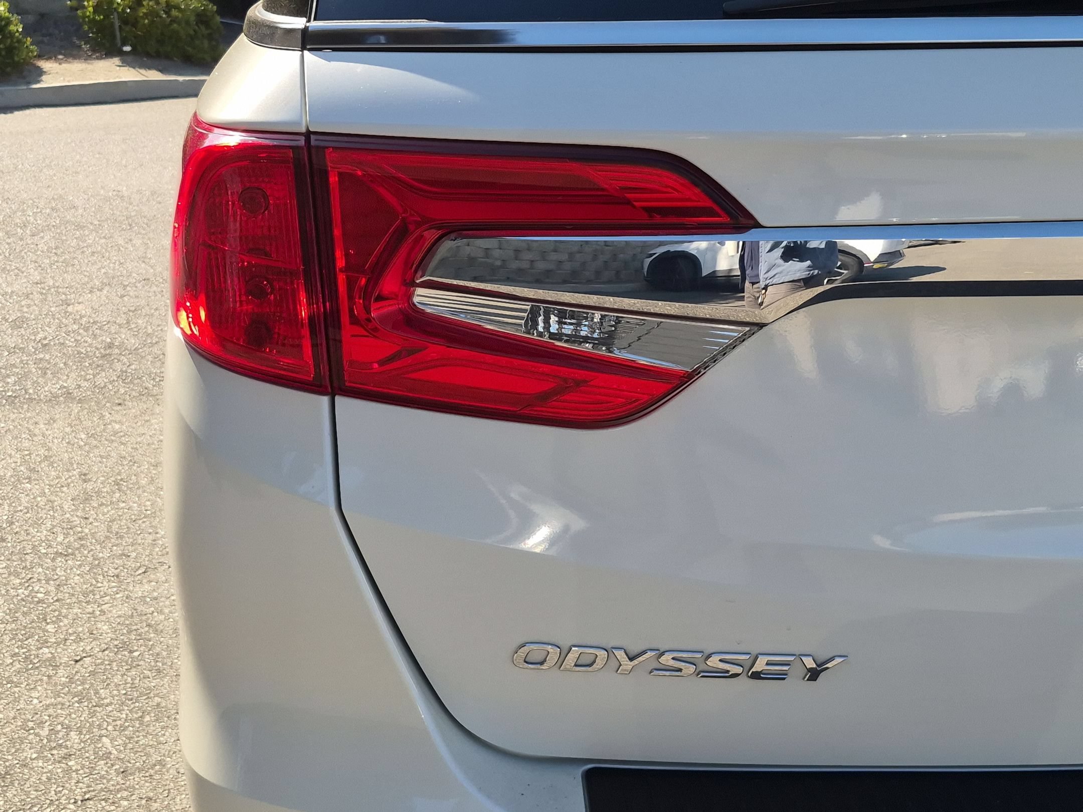 Used 2018 Diamond White Pearl Honda Elite image 27