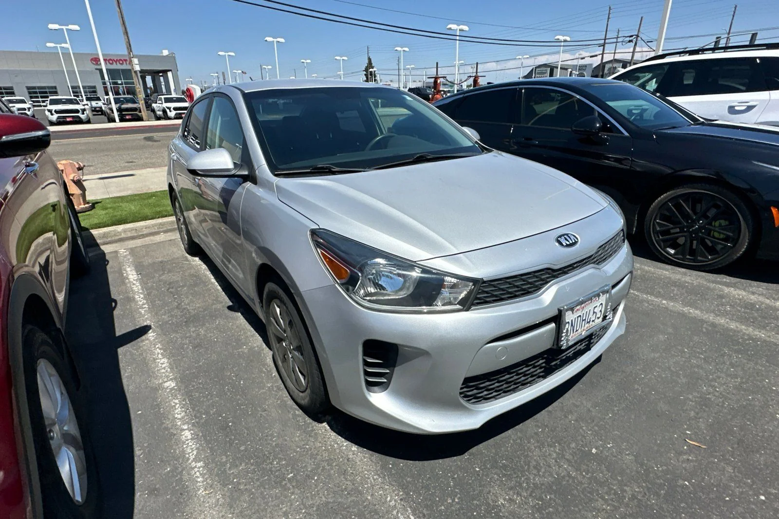 Used 2019 Silky Silver Kia S image 2