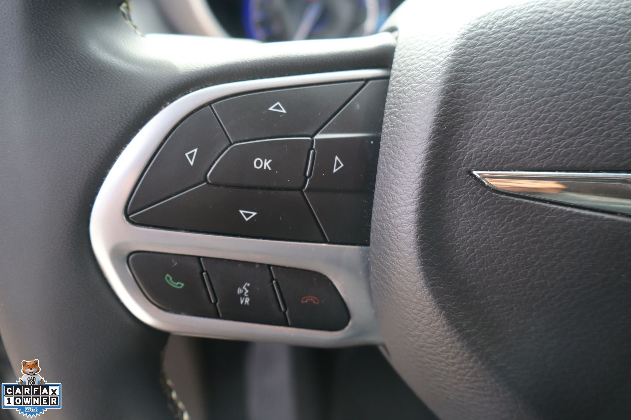 Used 2023 White Chrysler Touring L image 16