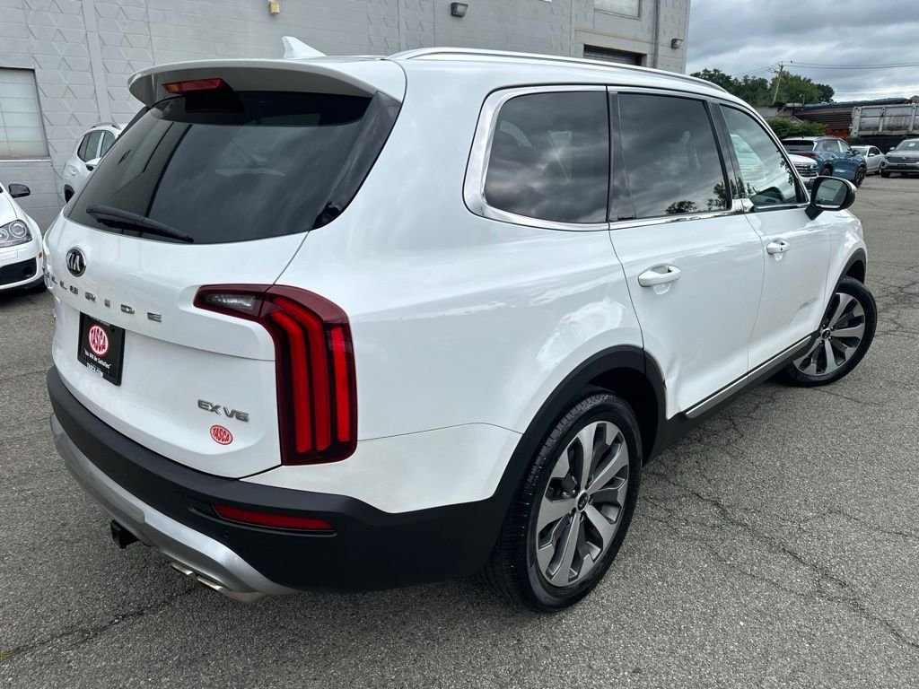 Used 2020 White Kia EX image 6