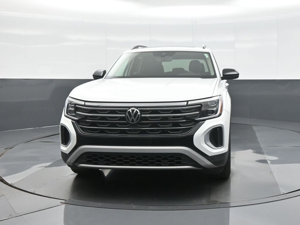 Used 2024 Volkswagen Atlas Atlas Peak Edition with VIN 1V2CR2CA3RC575688 for sale in Kansas City