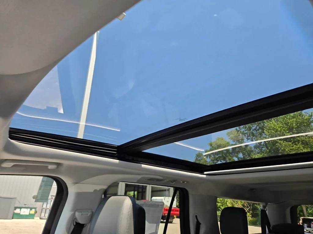 New 2027 Agate Black Metallic Ford MAX Active image 10