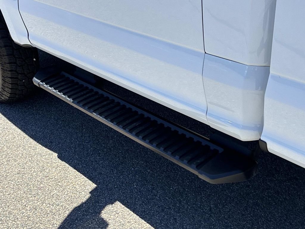 Used 2022 White Ford XL image 12