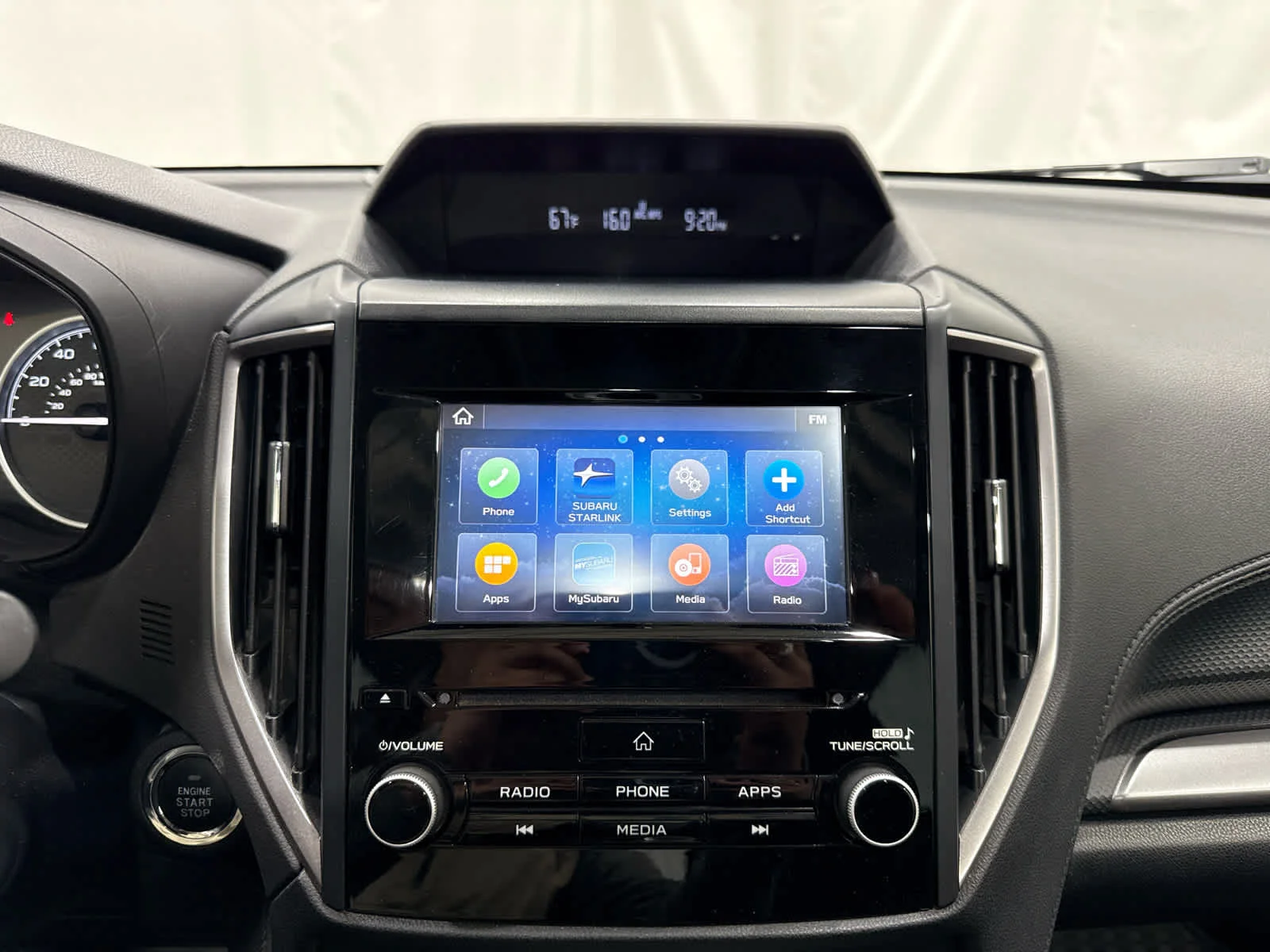 Used 2023  Subaru Premium image 24