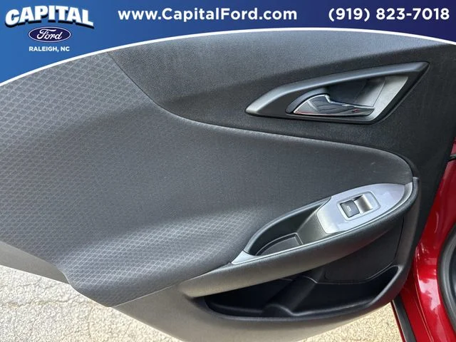 Used 2021 Red Chevrolet RS image 17