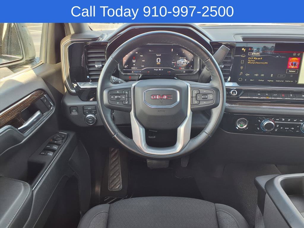 Used 2024 Summit White GMC Elevation image 23