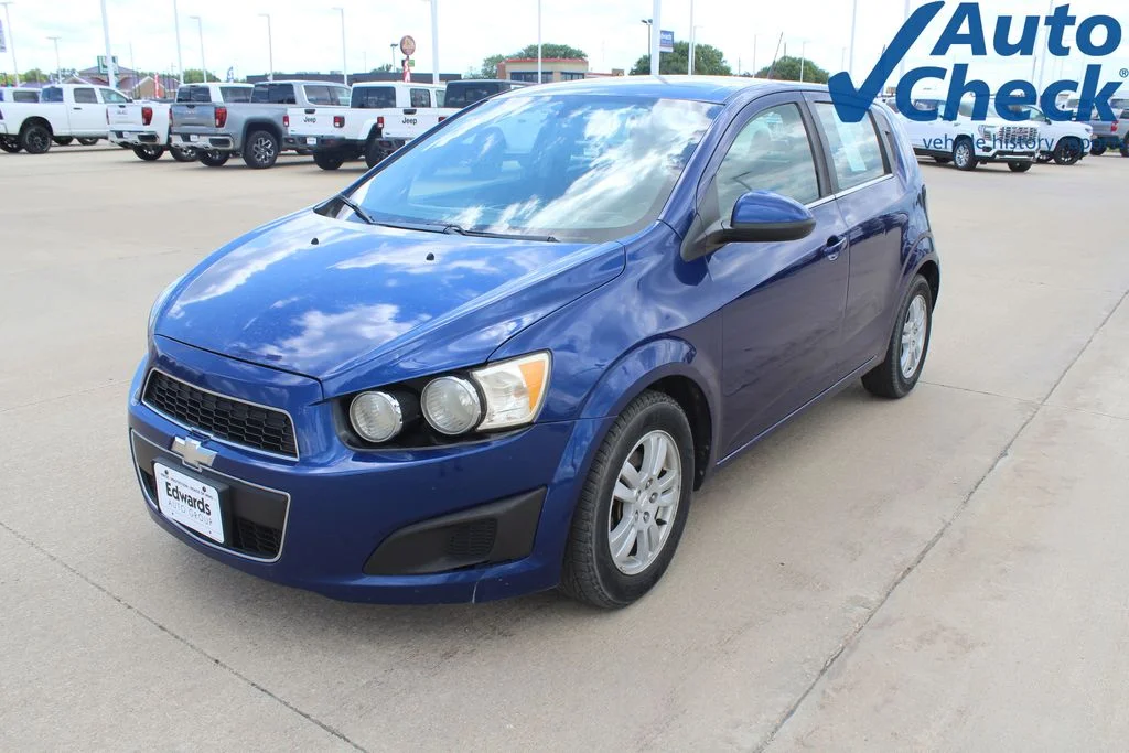 Used 2014 Blue Chevrolet LT image 7
