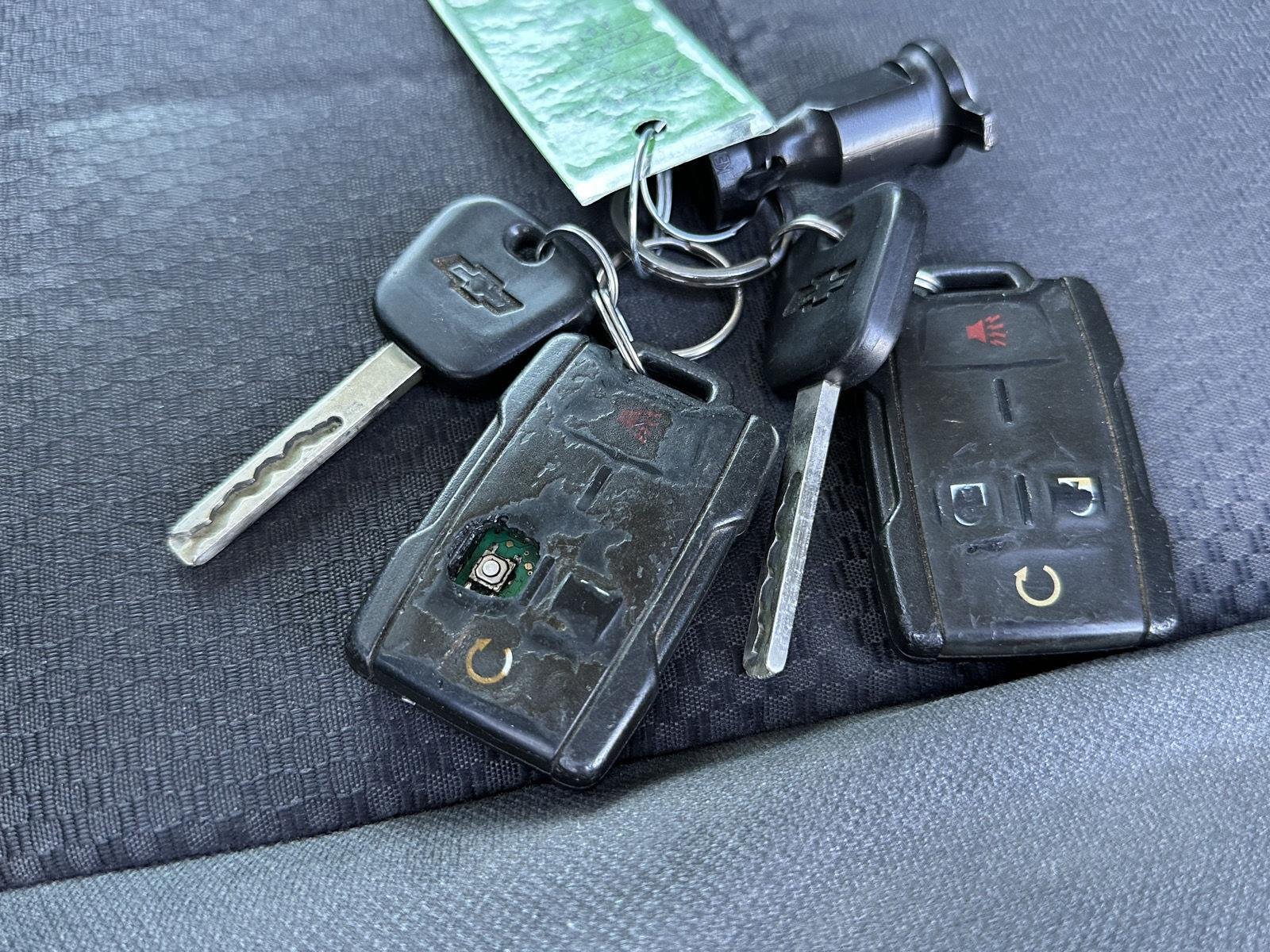 Certified Used 2015 TUNGSTEN METALLIC Chevrolet LT image 30