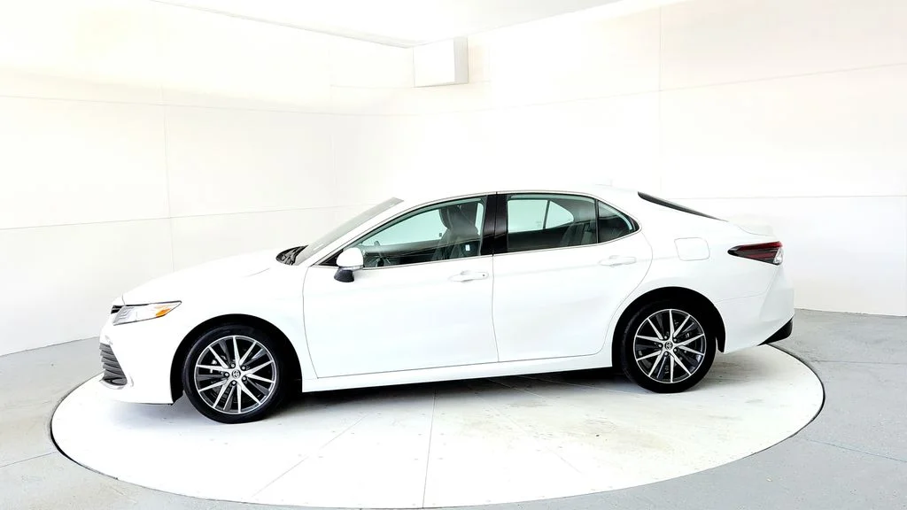 Used 2024 Beige Toyota XLE image 3