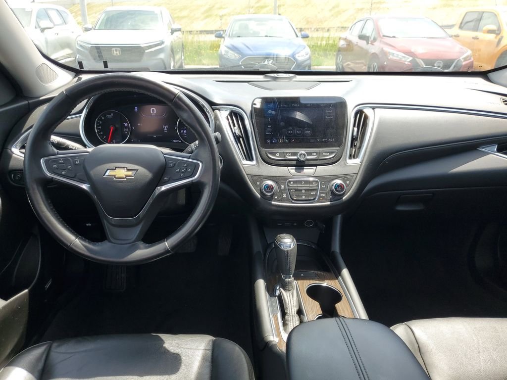 Used 2019 Blue Chevrolet Premier image 14