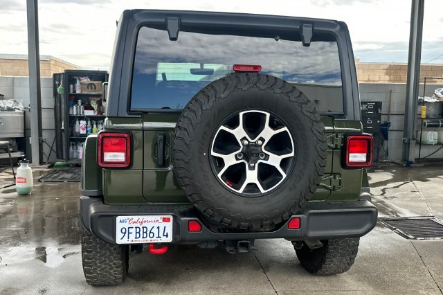 Used 2022 Green Jeep Rubicon image 5