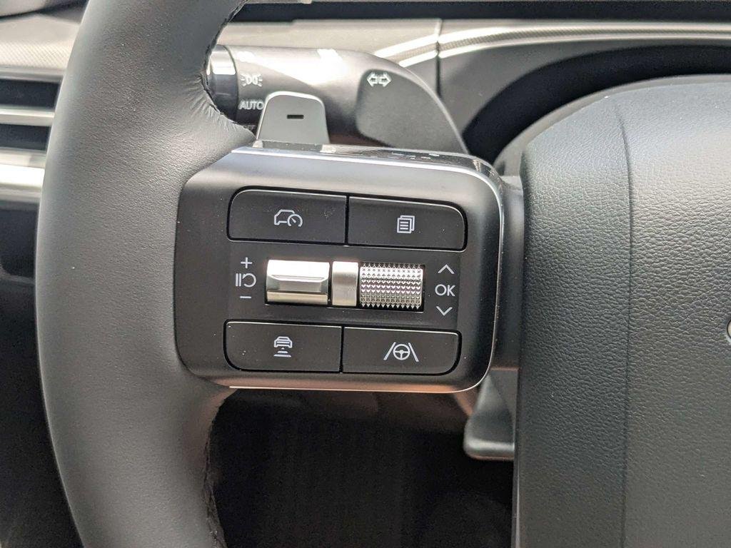 New 2027 Gray Hyundai SE FWD image 26