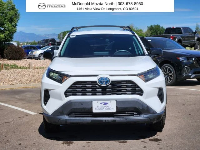 Used 2019 White Toyota LE image 5