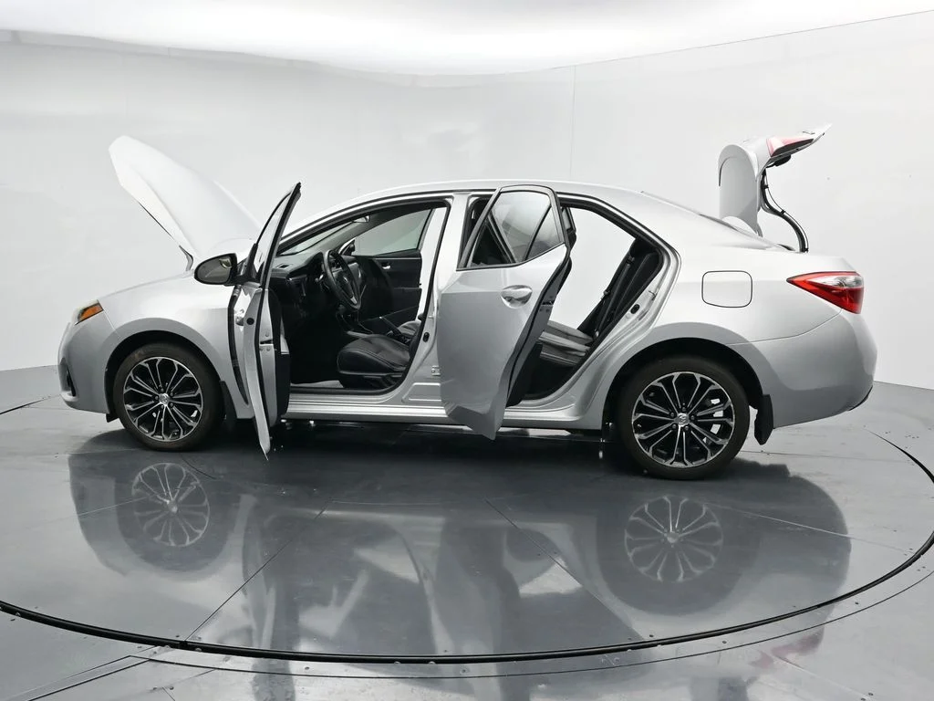 Used 2016  Toyota S Plus image 39