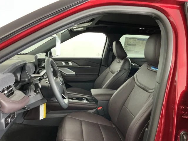 New 2027 Ruby Red Metallic Tinted Clearcoat Ford Platinum image 17