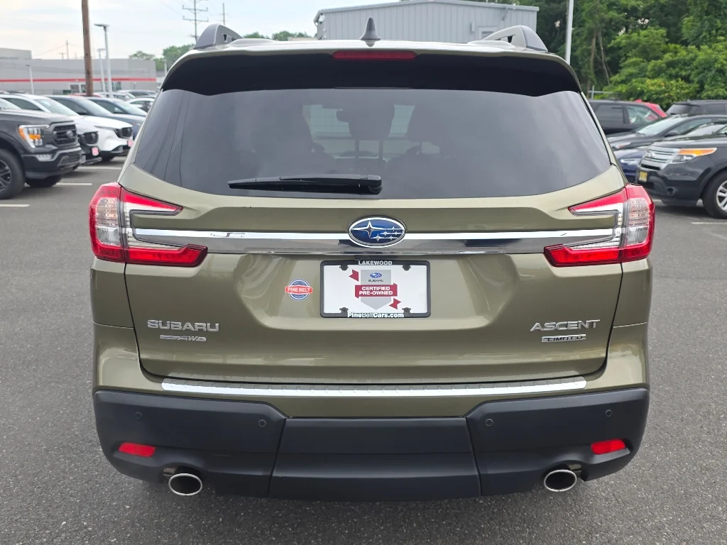 2025 Subaru Ascent Limited - Photo 14