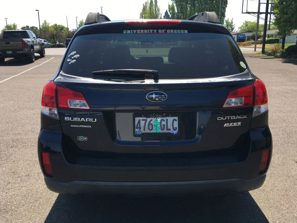 Used 2013 Blue Subaru 2.5i Premium image 5