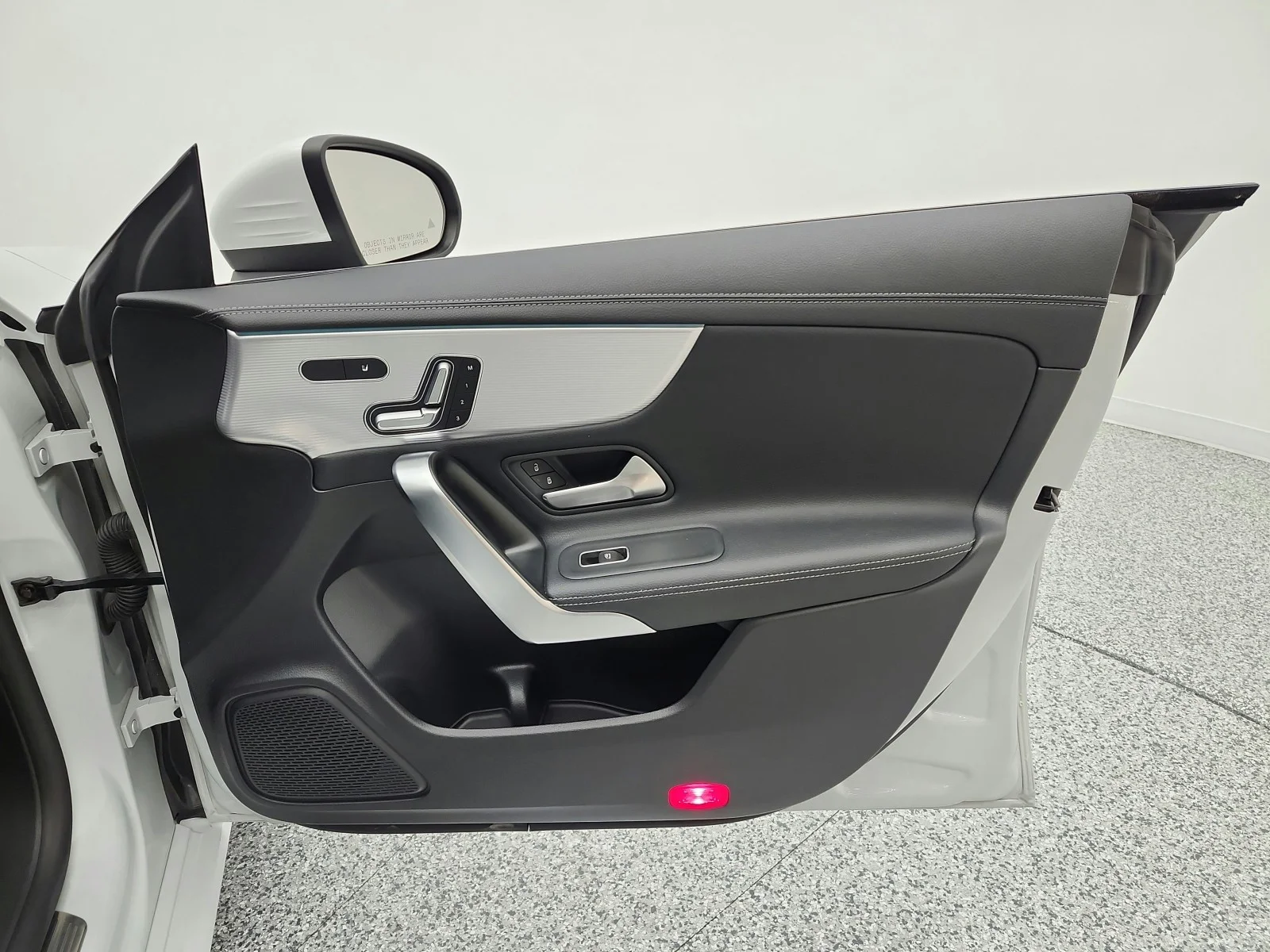 Used 2023 Digital White Metallic Mercedes-Benz CLA 250 Coupe image 21