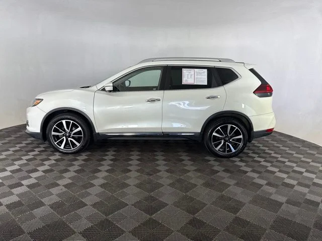 Used 2020 White Nissan SL image 8