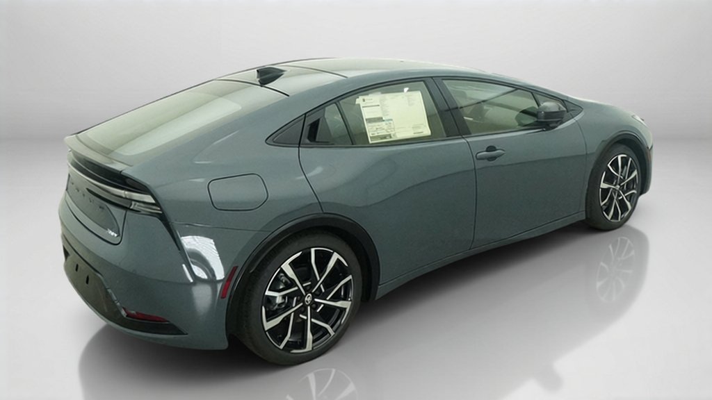 New 2027 Guardian Gray Toyota XSE image 39