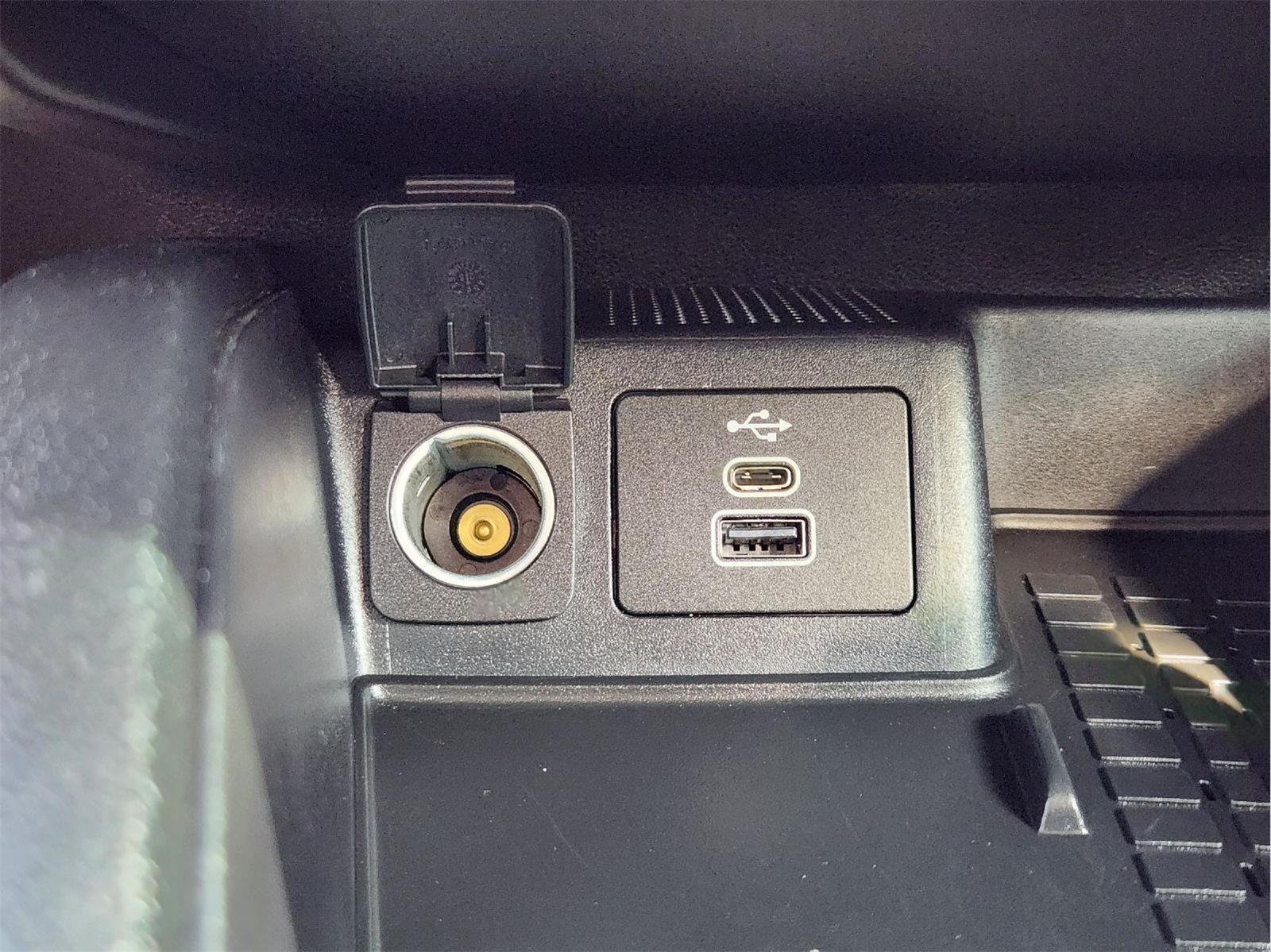 Used 2025 Carbonized Gray Ford Outer Banks image 19