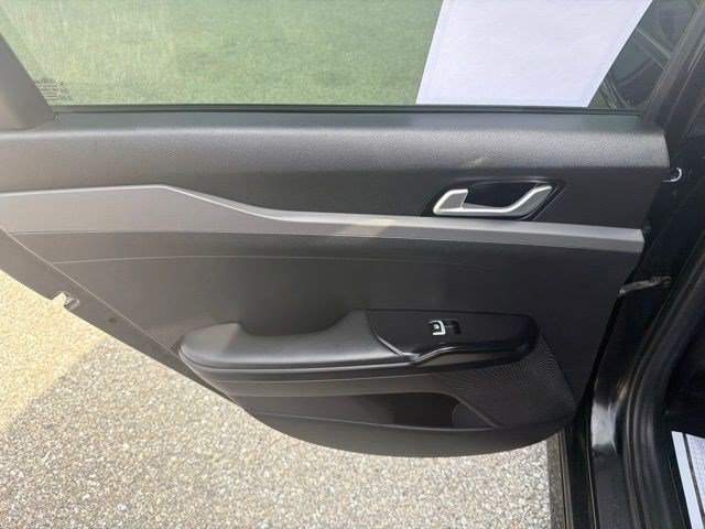 Used 2021 Ebony Black Kia GT-Line image 12