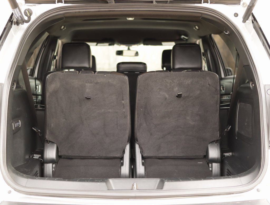 Used 2018 Silver Ford Limited image 28