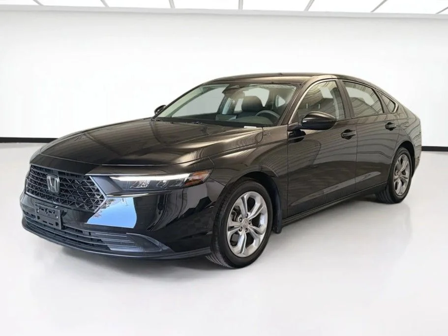 Used 2025 Black Honda LX image 2